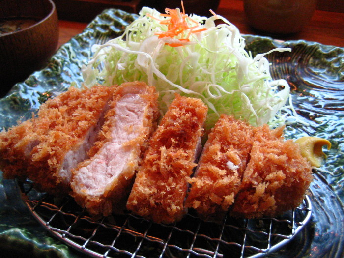 Tonkatsu_by_ayustety_in_Tokyo