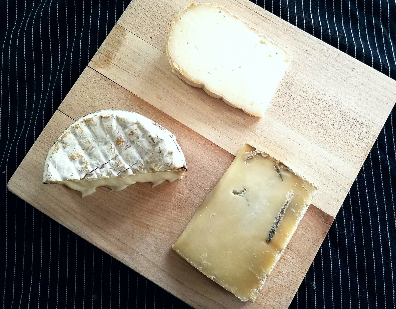 AllAmerican Cheese Boards To Serve On New Year's Eve