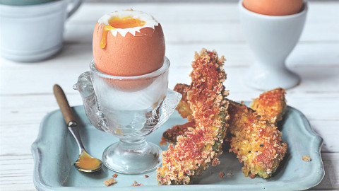 boiled eggs with crispy avocado