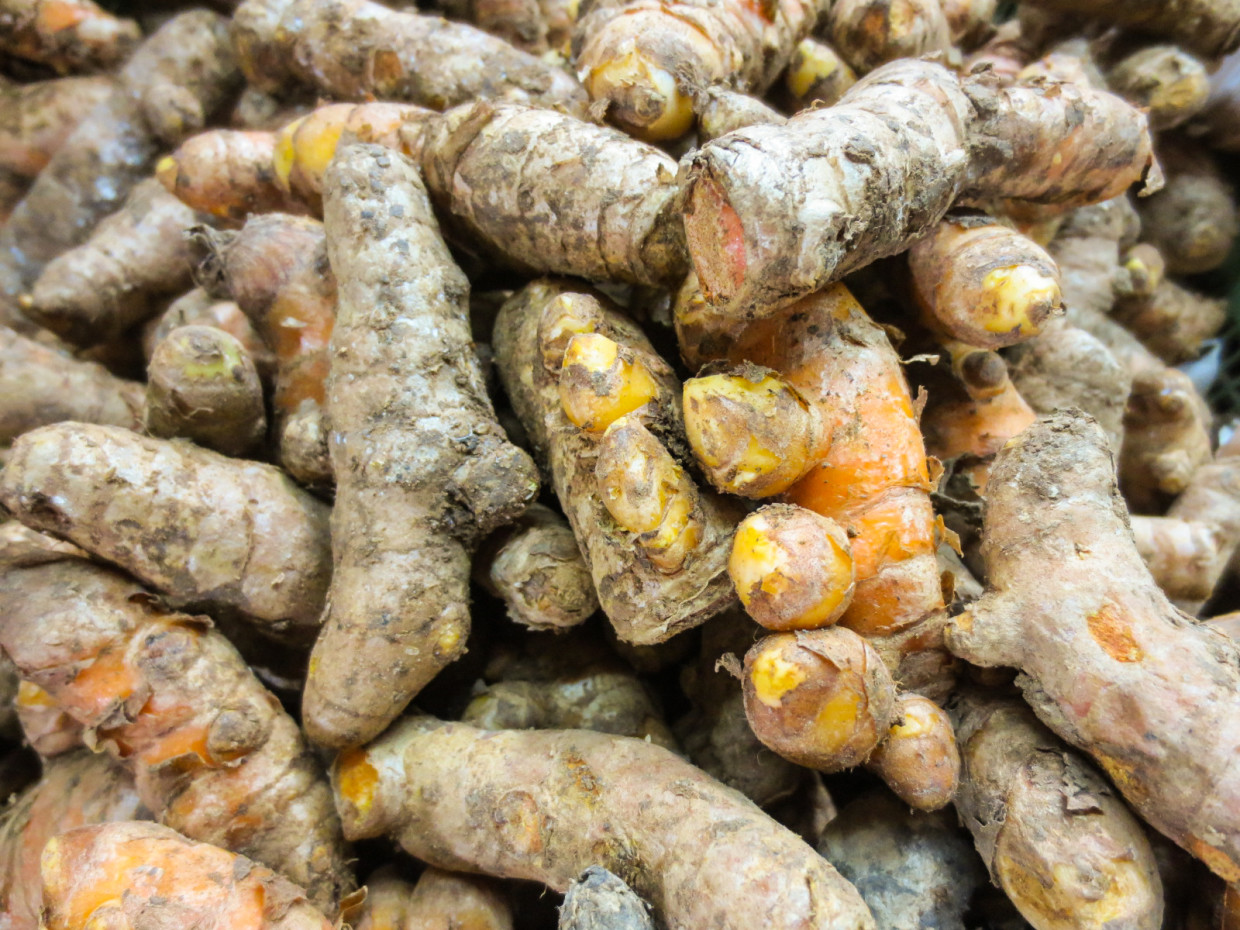 How To Eat Turmeric, The SuperHealthy Root That's Blowing Up