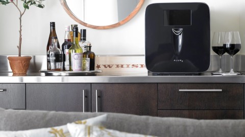 automated wine device