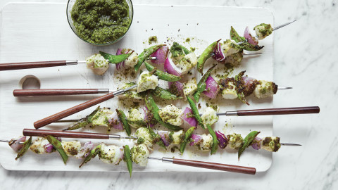 chicken and snap pea skewers