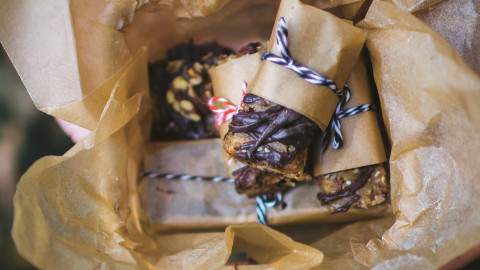 coconut date bars