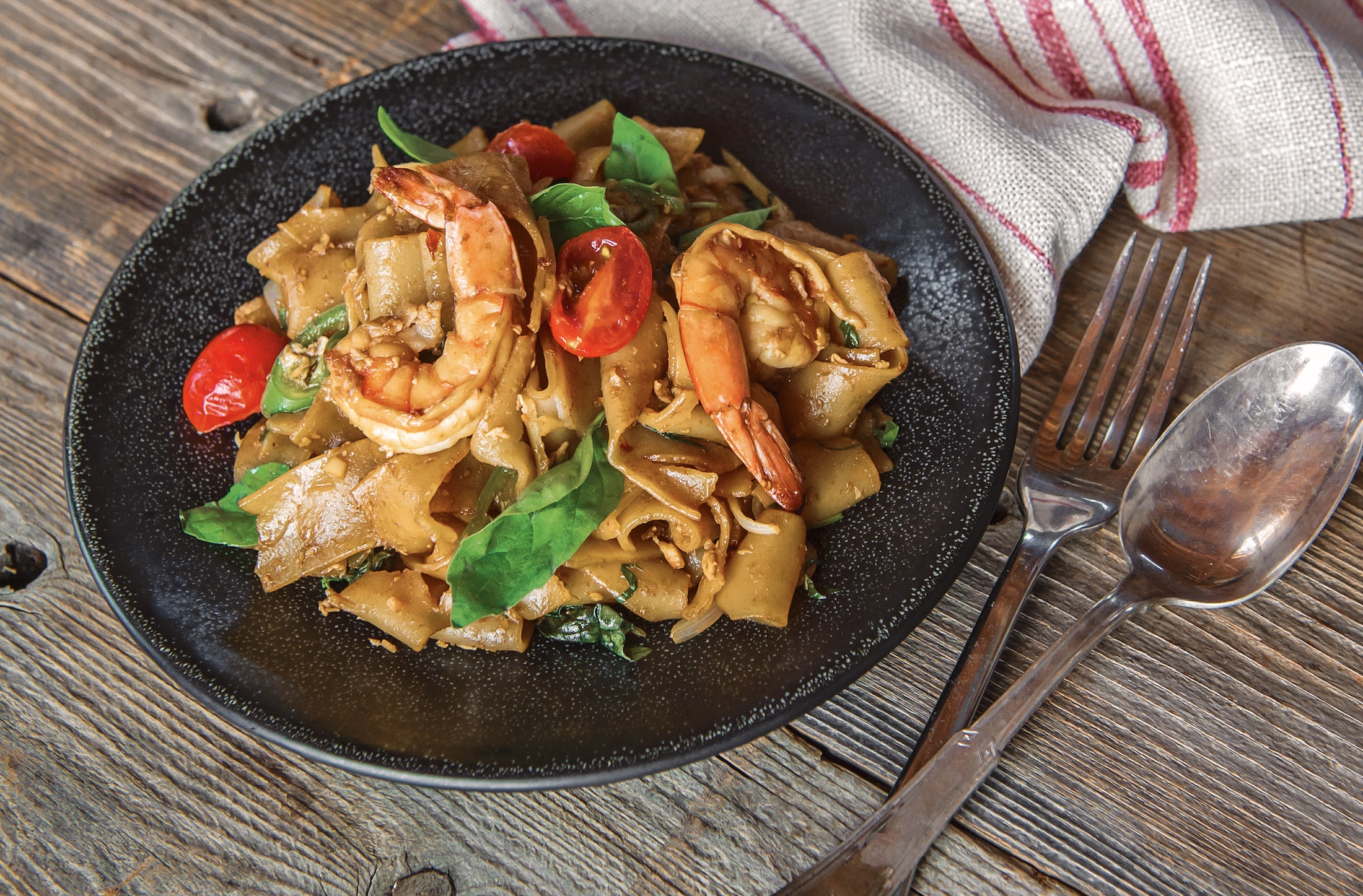 Jet Tila's Famous Drunken Noodles Food Republic