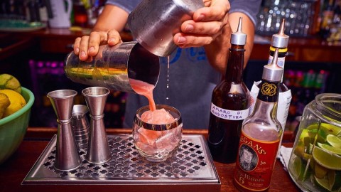 bars in crown heights