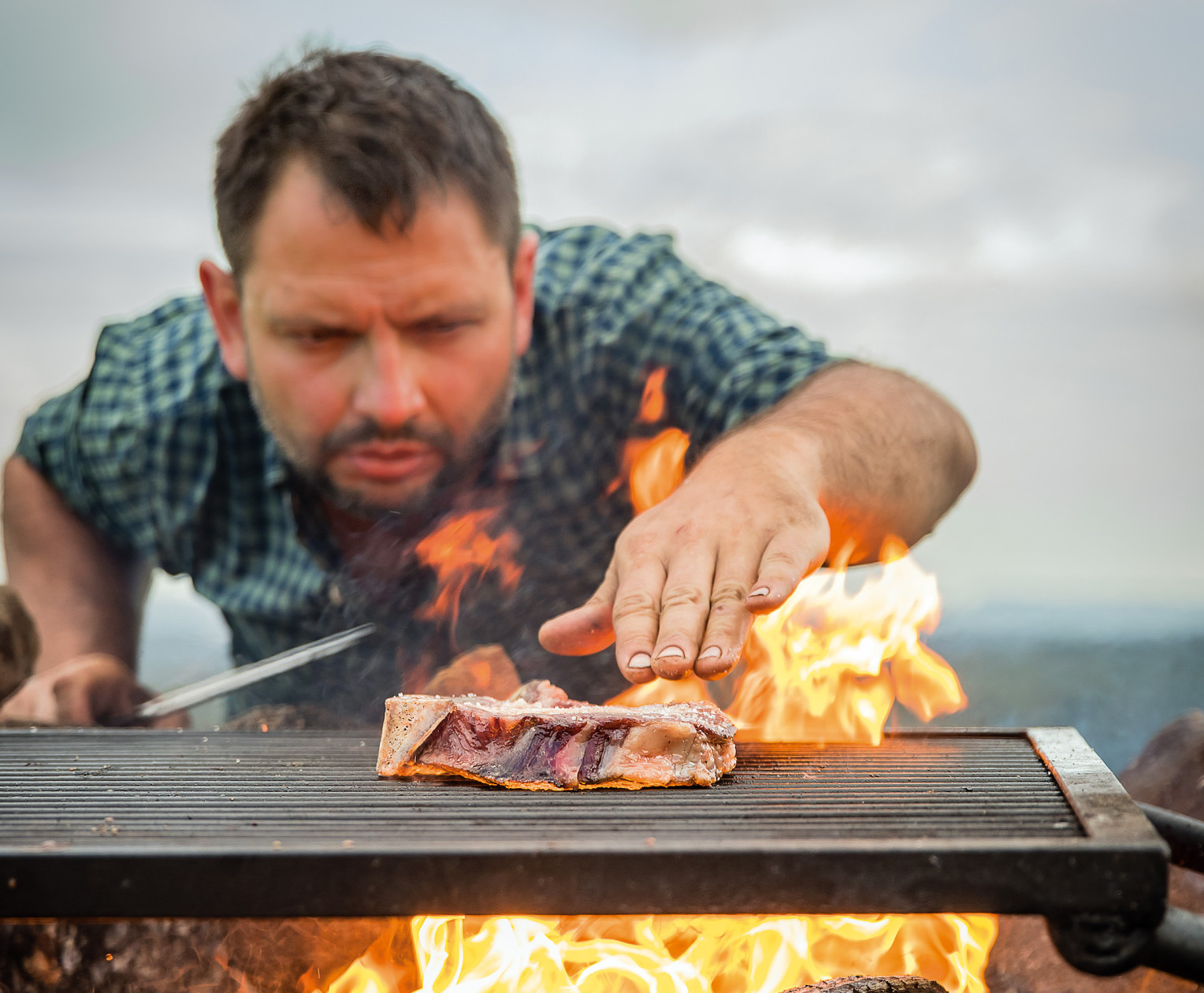 Advanced Grilling 200+ Day DryAged Beef Rib Like A Pro